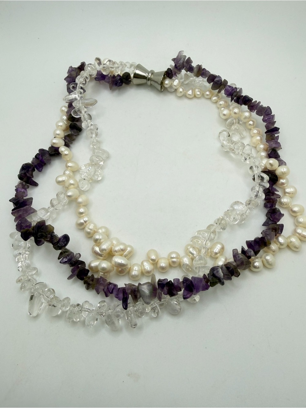 17" Freshwater Pearls, Amethyst chip, and Quartz necklace, w/ silver tone clasp!
